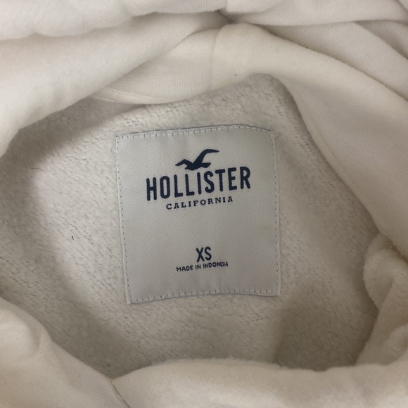 ⭐️HOLLISTER NEW WHITE AND NAVY HOODIE SIZE XS - Picture 3 of 4